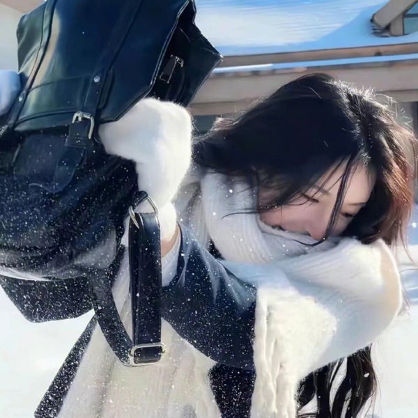 纯真小镇的夫人